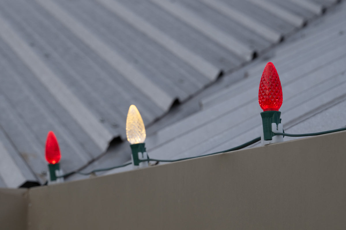 Metal Roof Stringer Kit - Red & Warm White Alternating - Per 10 Foot Section