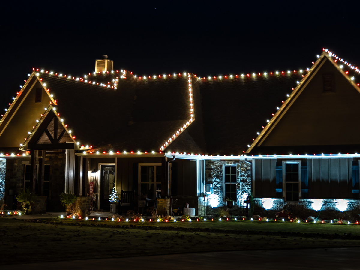 Shingle & Gutter Stringer Kit - Red & Warm White Alternating - Per 10 Foot Section