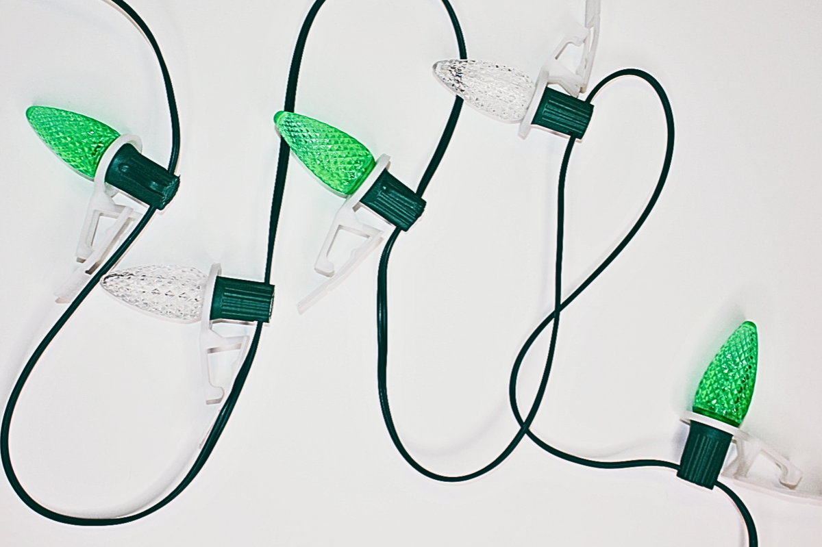 Shingle & Gutter Stringer Kit - Green & Warm White Alternating - Per 10 Foot Section